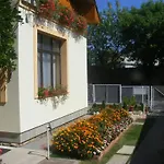 Napfeny Apartmanhaz