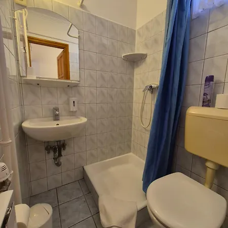 Napfeny Apartmanhaz Lägenhet Eger