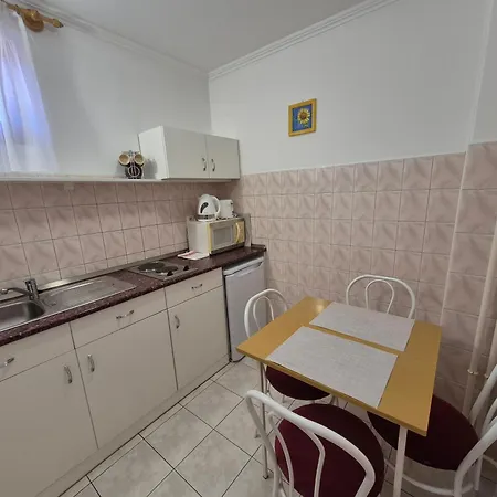 Διαμέρισμα Napfeny Apartmanhaz